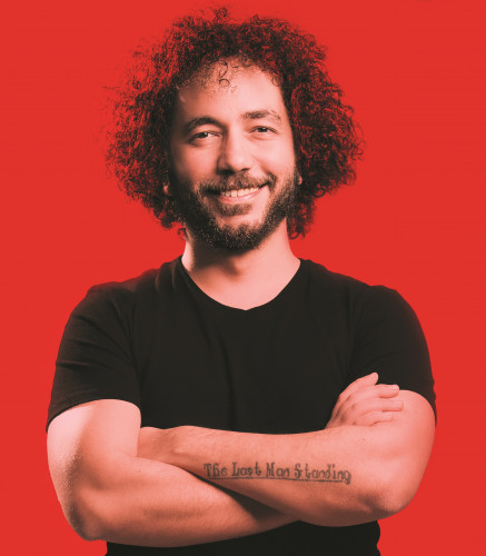 على قنديل