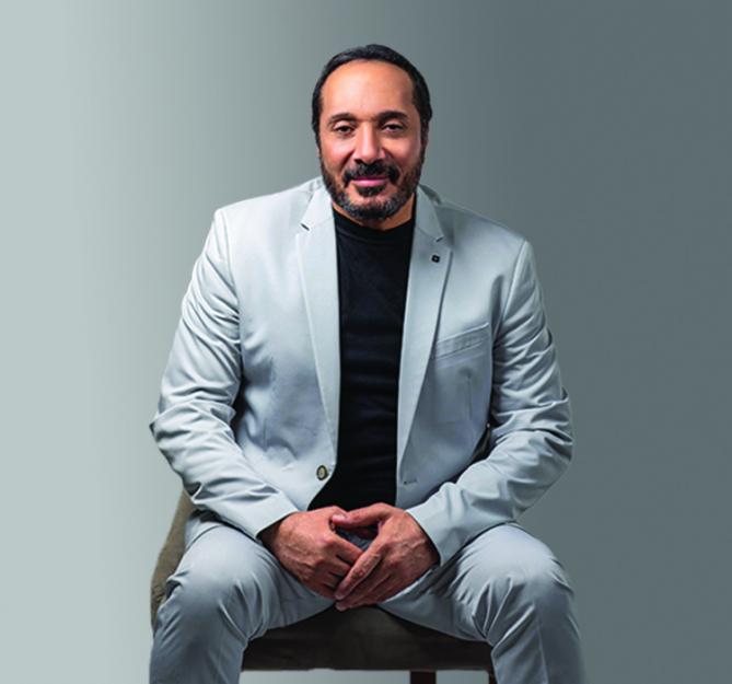 على الحجار
